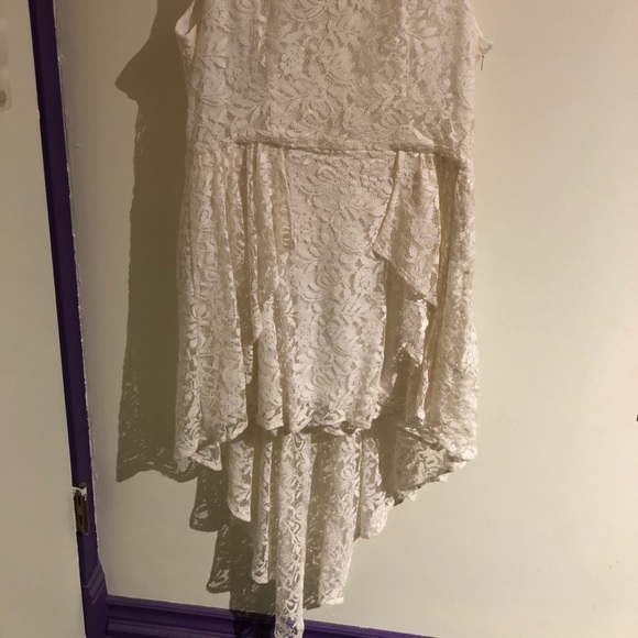 Mink pink lace dress - Picture 2 of 6